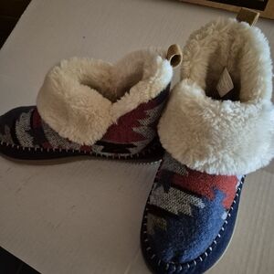 Dearfoams Cozy Pattern Slippers Size 9-10 Large